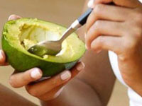 Авокадо — польза и вред, свойства, рецепт салата и противопоказания