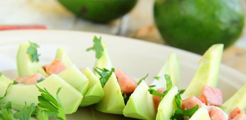 Авокадо — польза и вред, свойства, рецепт салата и противопоказания