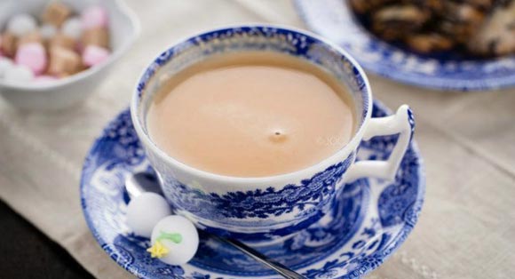 Чай с молоком: польза и вред, выбор и правильное приготовление