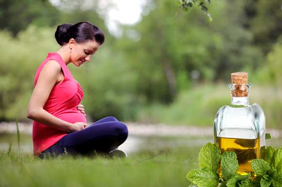 Какие эфирные масла можно при беременности